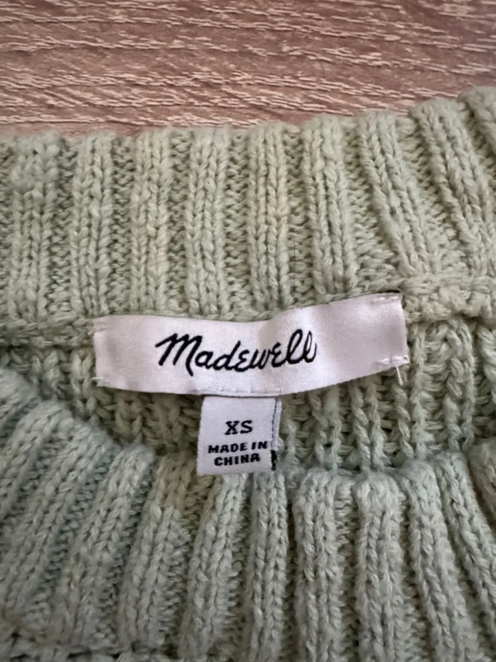 Madewell Shirt - Picture 2 of 2